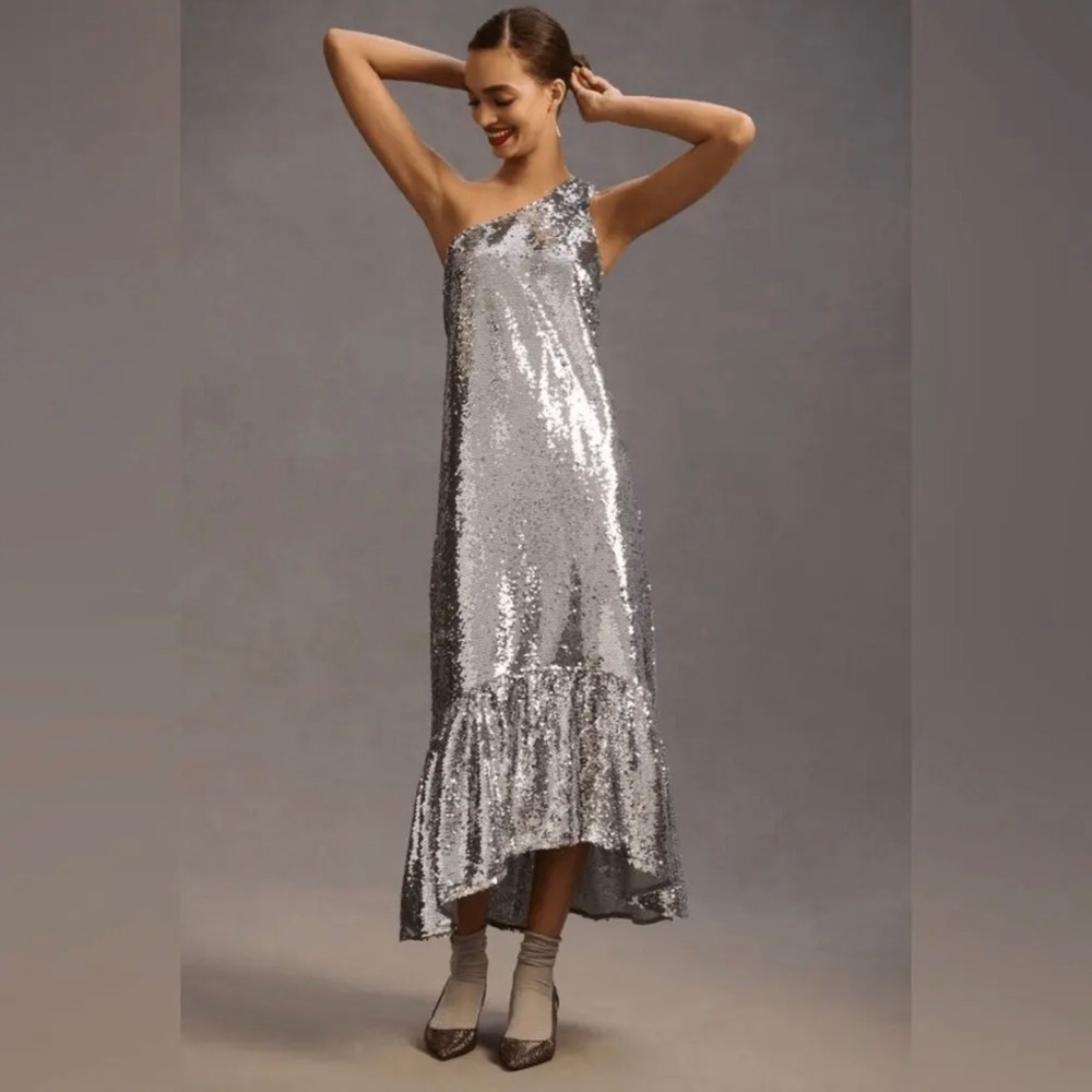 Maeve by Anthropologie silver sequin dress size small.